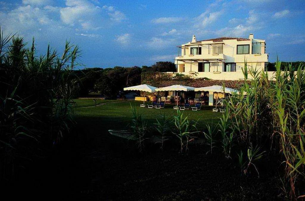 Hotel Della Baia Baia Domizia Exterior photo